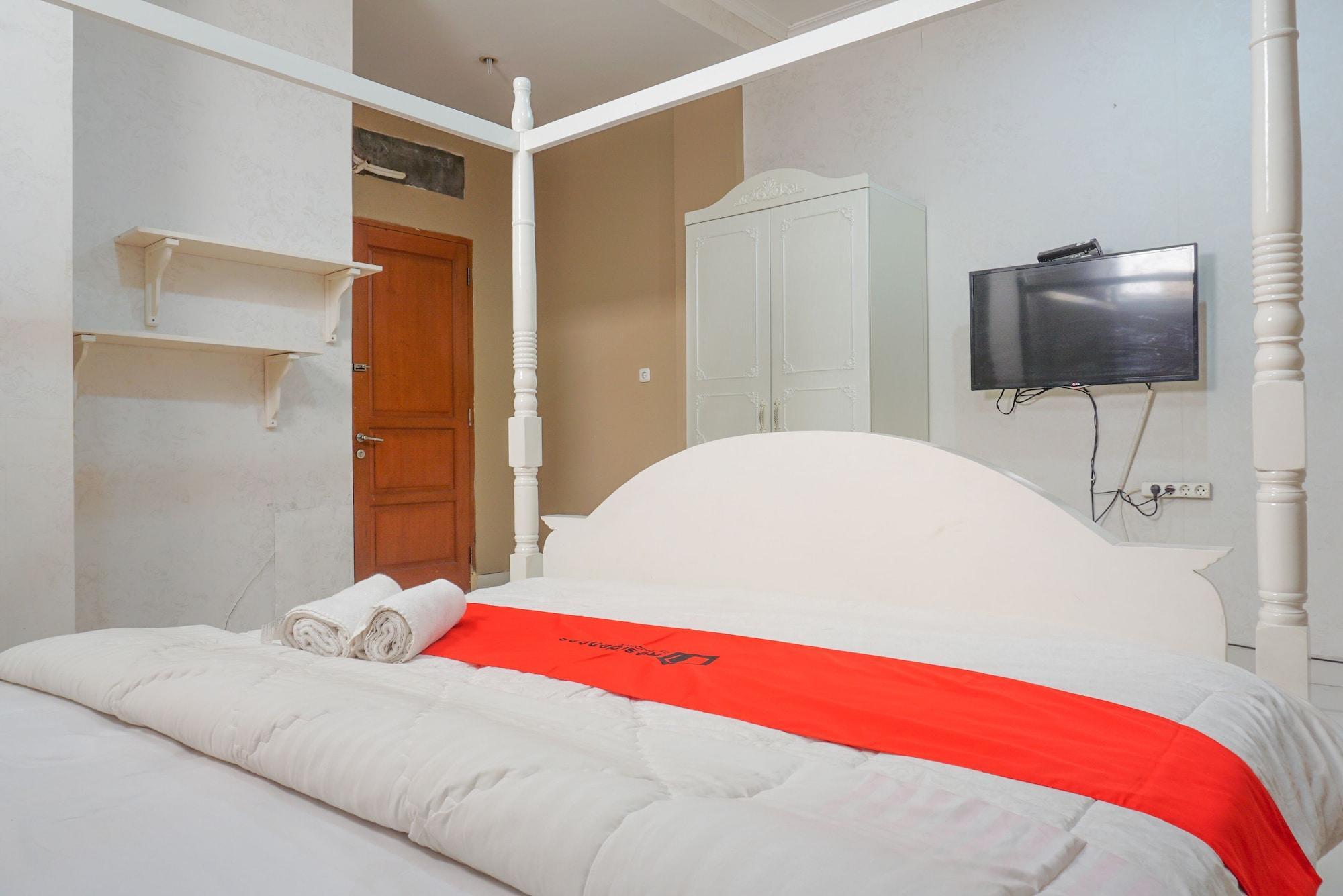 Reddoorz Near Kemang Square Hotell Jakarta Exteriör bild